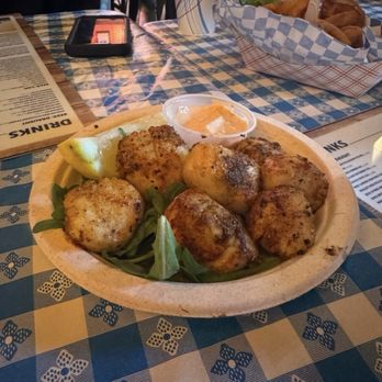 The Beachcomber - Fried Scallop Plate - Seafood Near Me - Wellfleet, Massachusetts