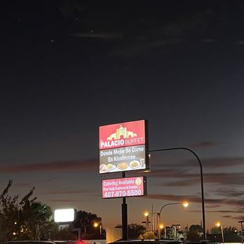 El Palacio - a sign for a canadian restaurant - Latin American Near Me - Kissimmee, Florida