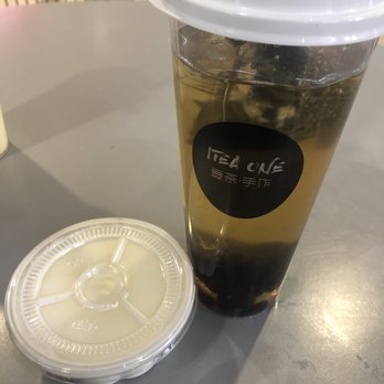 ITea One - Osmanthus oolong tea latte with tapioca, cream on the side - Bubble Tea Near Me - Toronto, Ontario