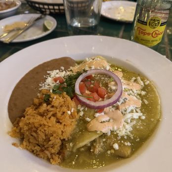 Los Sombreros - Smoked Chicken Enchiladas - Mexican Near Me - Scottsdale, Arizona