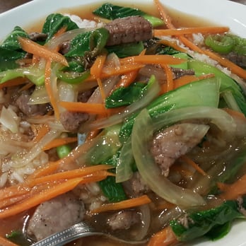 Dolphin Bay - 小椒牛肉燴飯 - Taiwanese Near Me - Boston, Massachusetts