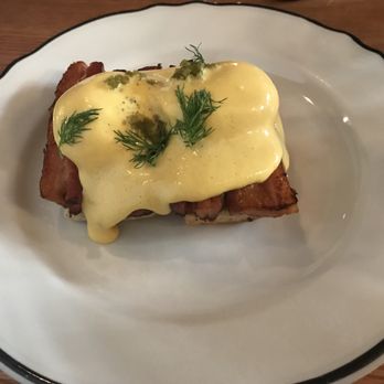 Clementine - Braised bacon Benedict - Cafes Near Me - Winnipeg, Manitoba