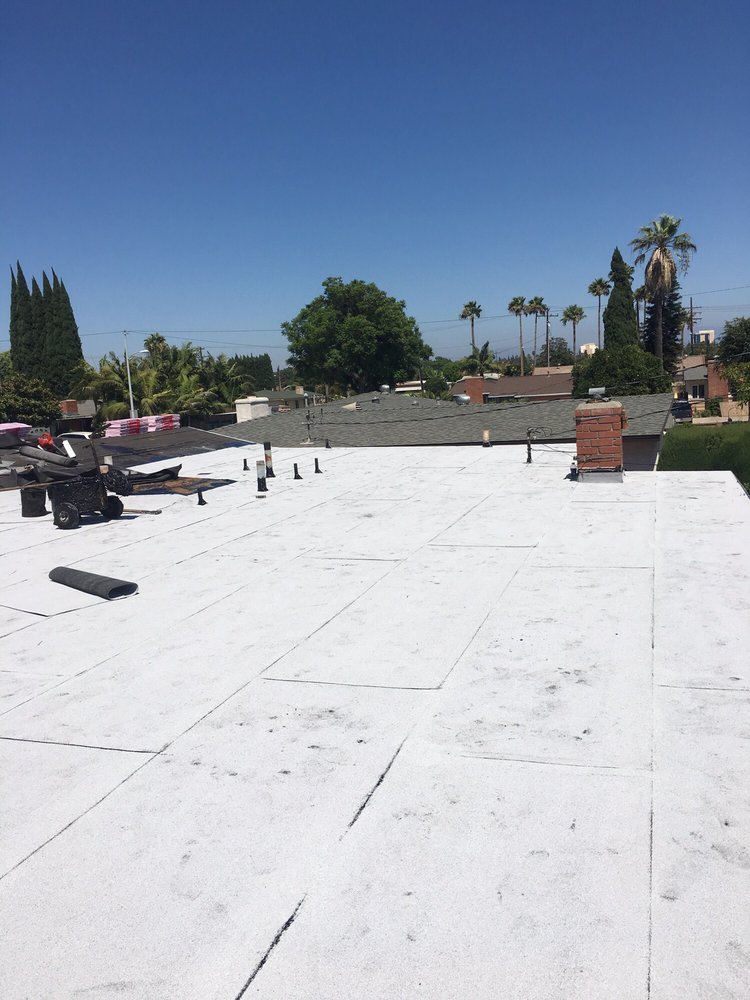 Slide of Thompson Roofing