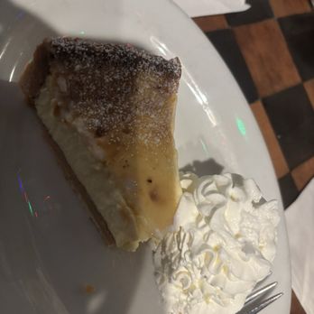 Murph's Bar - Crème brûlée cheesecake - Sports Bars Near Me - Philadelphia, Pennsylvania