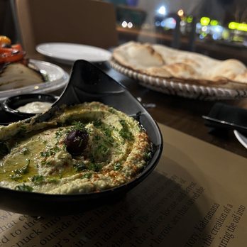 Kahramana Restaurant - Hummus and pita - Middle Eastern Near Me - Upland, California