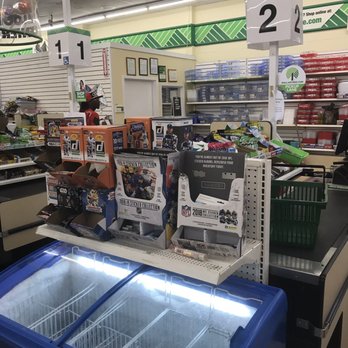 Dollar Tree - Empty cash register while lines of customers are waiting - Discount Store Near Me - Chesapeake, Virginia