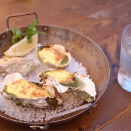 Grilled oysters