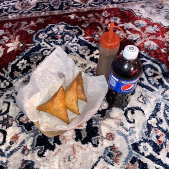 Golds Hookah Bar - Sambusa - Hookah Bars Near Me - Roselle, Illinois