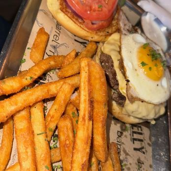 Barrel + Rye - Cheeseburger was so good! - Cocktail Bars Near Me - Geneva, Illinois