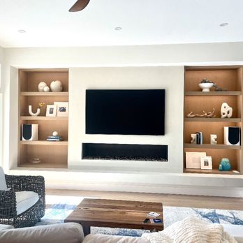 Audio Video Helpers - Samsung Frame TV, Monitor Audio Bookshelf peakers, Sonos AMP - Home Theatre Installation Near Me Audio Video Helpers - Samsung Frame TV, Monitor Audio Bookshelf peakers, Sonos AMP - Home Theatre Installation Near Me