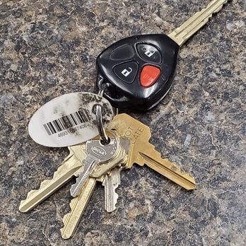Be Secure Locksmith - We make car keys, remote headed keys, and house keys. - Keys & Locksmiths Near Me - Ocala, Florida Be Secure Locksmith - We make car keys, remote headed keys, and house keys. - Keys & Locksmiths Near Me - Ocala, Florida