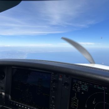 North County Flight Instruction - Cirrus SR22, cruising above Santa Monica Bay. Learnt to fly advanced avionics packages like the Garmin G1000. - Flight Instruction Near Me