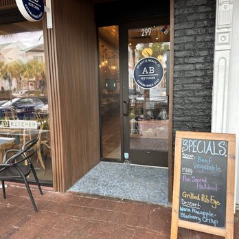 AB Kitchen - Front of Restaurant - New American Near Me - Atlantic Beach, Florida