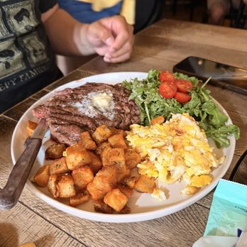 Vampire Cafe - Steak and eggs - Cafes Near Me - New Orleans, Louisiana