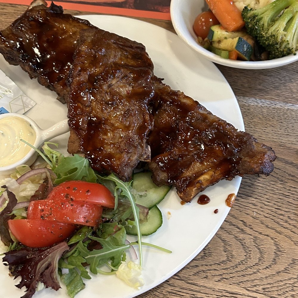 Het Karbeel - Short ribs - Fondue Near Me - Amsterdam, New Hampshire Het Karbeel - Short ribs - Fondue Near Me - Amsterdam, New Hampshire