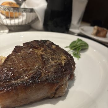 The Capital Grille - Steakhouses Near Me - Burbank, California The Capital Grille - Steakhouses Near Me - Burbank, California