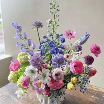 Kawa Flowers - Florists Near Me - Lake Oswego, Oregon