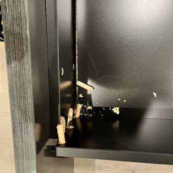 GOAT MOVERS - Broken bed frame. - Movers Near Me - Vancouver, Washington