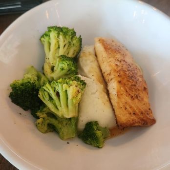 O’Dowd’s Gastrobar - Honey Salmon - Gastropubs Near Me - Kansas City, Missouri