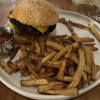 Whiskey Cake Jacksonville - Tavern burger - New American Near Me - Jacksonville, Florida Whiskey Cake Jacksonville - Tavern burger - New American Near Me - Jacksonville, Florida