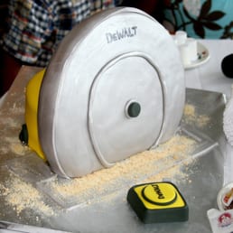 Saw cake