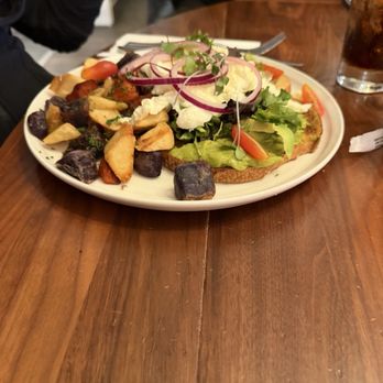 Home Plate - Avocado Toast with Home Style potatoes. - Breakfast & Brunch Near Me - San Francisco, California Home Plate - Avocado Toast with Home Style potatoes. - Breakfast & Brunch Near Me - San Francisco, California