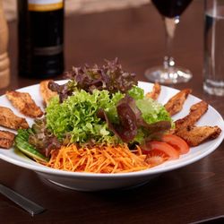 Tivoli-Center - Großer Salat mit gebratenen Putenstreifen