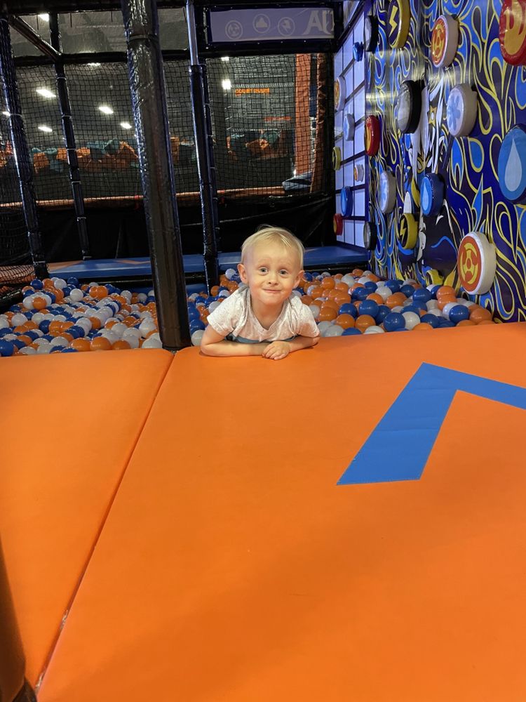 SKY ZONE TRAMPOLINE PARK 62 Photos & 48 Reviews 165 Mill Rd