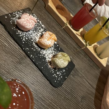 Chinitas - Desert at its finest... - Sushi Bars Near Me - Henderson, Nevada