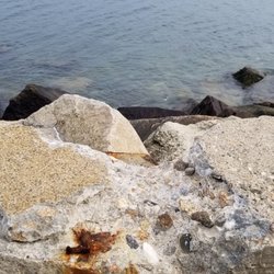 Fishermans Cove - High tide