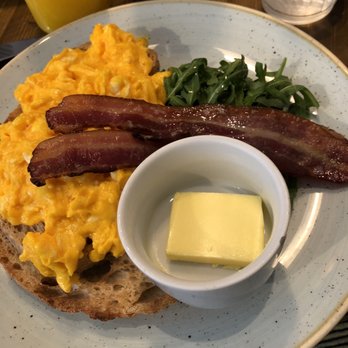 Urban Pantry - Scrambled eggs and bacon on sourdough! - Cafes Near Me - London, XGL