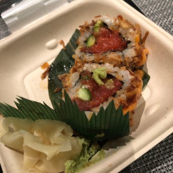 UOBEI - Mini Spicy tuna roll. I already ate half - Japanese Near Me - Los Angeles, California UOBEI - Mini Spicy tuna roll. I already ate half - Japanese Near Me - Los Angeles, California