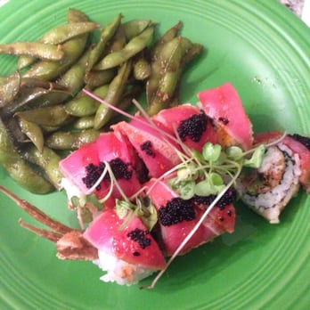 Bonding - Got the dancing spider and edamame delivered. Yumm - Sushi Bars Near Me - Miami, Florida