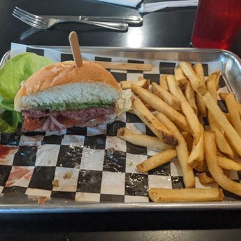 Urban Stack - Burger with guacamole, lettuce, tomato, onion, and chipotle mayo. - Burgers Near Me - Chattanooga, Tennessee