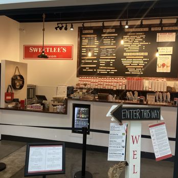 Sweetlee's Ice Cream - Ice Cream & Frozen Yogurt Near Me - Olympia, Washington