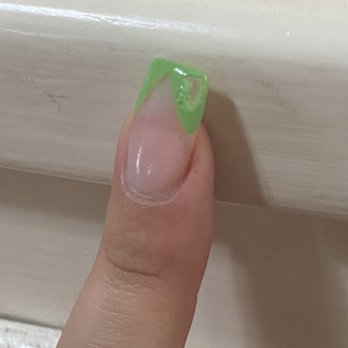 Spring Nail - missing polish top right - Nail Salons Near Me - WDM, Iowa Spring Nail - missing polish top right - Nail Salons Near Me - WDM, Iowa