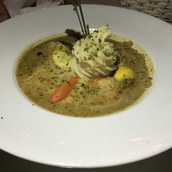 Basilic Restaurant - French Near Me - Newport Beach, California