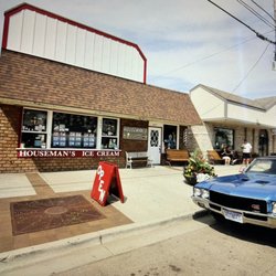 Houseman's Ice Cream - Front of shop