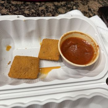 Strawberry's Pub & Pizza - Raviolis (6)$12. - Pizza Near Me - Woodbridge, New Jersey Strawberry's Pub & Pizza - Raviolis (6)$12. - Pizza Near Me - Woodbridge, New Jersey