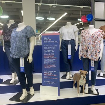 Old Navy - Men's Clothing Near Me - Northridge, California Old Navy - Men's Clothing Near Me - Northridge, California