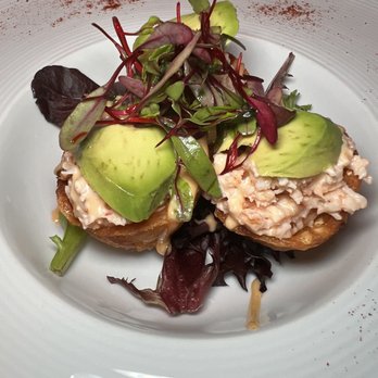 Cafe Mi Vitrola - Dance Clubs Near Me - Miami Lakes, Florida