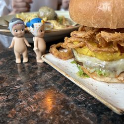 Pelican Brewing - Pacific City - Tsunami burger
