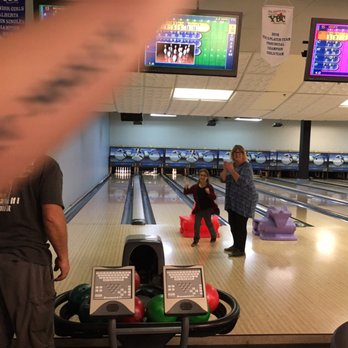 Gateway Entertainment Centre - Bowling Near Me - Edmonton, Alberta
