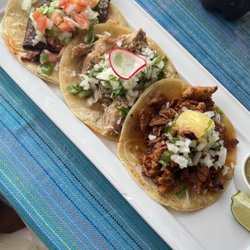 Taco & Burrito - Three taco mix plate