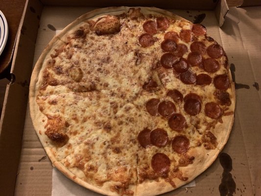 Main Line Pizza Catering 35 Photos 44 Reviews Pizza 233 E Lancaster Ave Wayne Pa Restaurant Reviews Phone Number