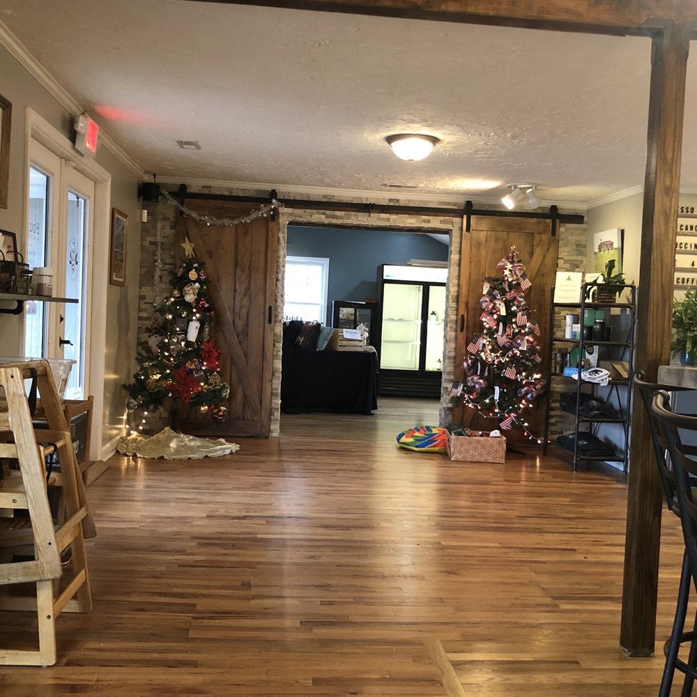Crossroads 4 Coffee and Tea - Front area, small gift shop attached - Farmers Market Near Me - Simpsonville, South Carolina