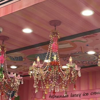 Sloan's - Ice Cream & Frozen Yogurt Near Me - Lauderdale By the Sea, Florida Sloan's - Ice Cream & Frozen Yogurt Near Me - Lauderdale By the Sea, Florida