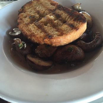 Delta King - Spanish mushrooms - Hotels Near Me - Sacramento, California Delta King - Spanish mushrooms - Hotels Near Me - Sacramento, California
