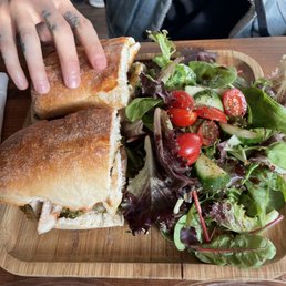 Pesto chicken sandwich