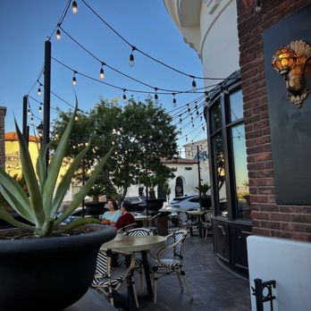 La Casa De Juliette - Outdoor dining area. - Mexican Near Me - Las Vegas, Nevada